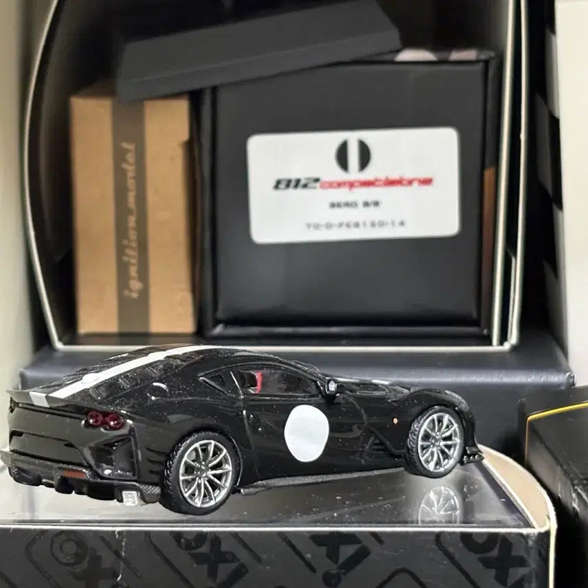 [BUNJANG] TOC 1:64 Ferrari 812 Competizione Black Model Car / TOC 1:64 페라리 812 컴페테지오네 블랙 모형자동차