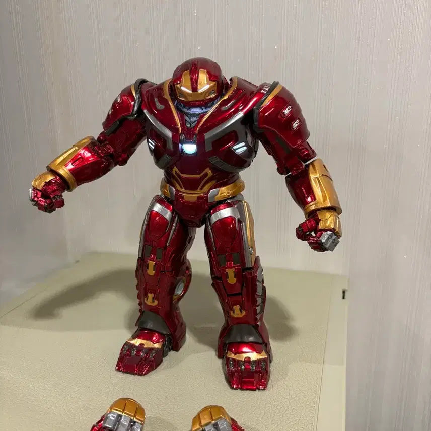 [BUNJANG] Zd Toys Mark 48 Hulkbuster Light-Up Figure / Zd toys 마크48 헐크버스터 발광 피규어