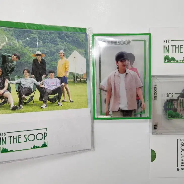 [BUNJANG] BTS In the Soop Season 1 &amp; 2 Bundle Set Photocard, Postcard, &amp; Acrylic Stand / 방탄소년단 인더숲 시즌 1 + 시즌 2 특전 포카/엽서/아크릴 일괄