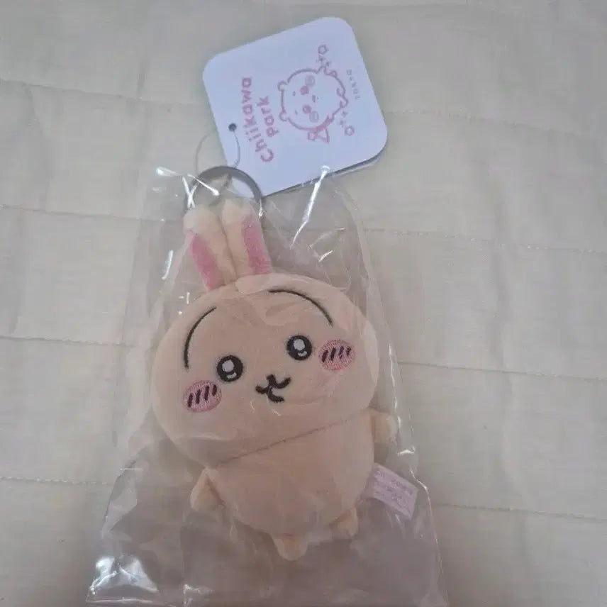 [BUNJANG] Chiikawa Park Usagi Mini Mascot / 치이카와 파크 우사기 미니 마스코트