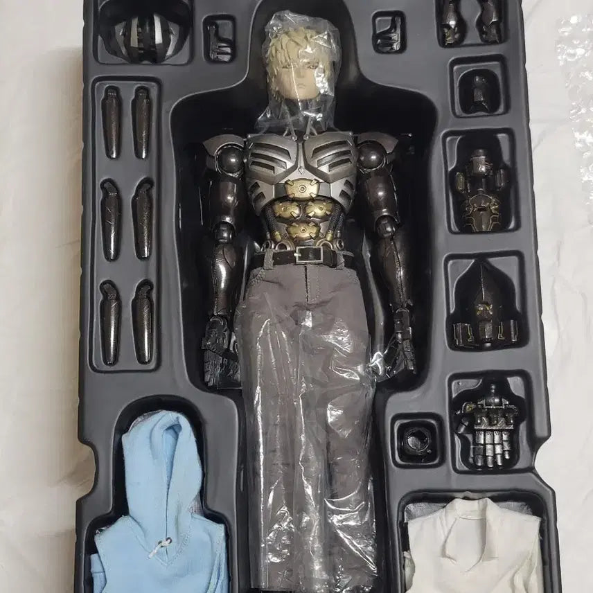 [BUNJANG] Threezero Genos Season 1 1/6 Scale Action Figure / 쓰리제로 제노스 시즌1 액션피규어 원펀맨 피그제로 threezero 1/6스케일