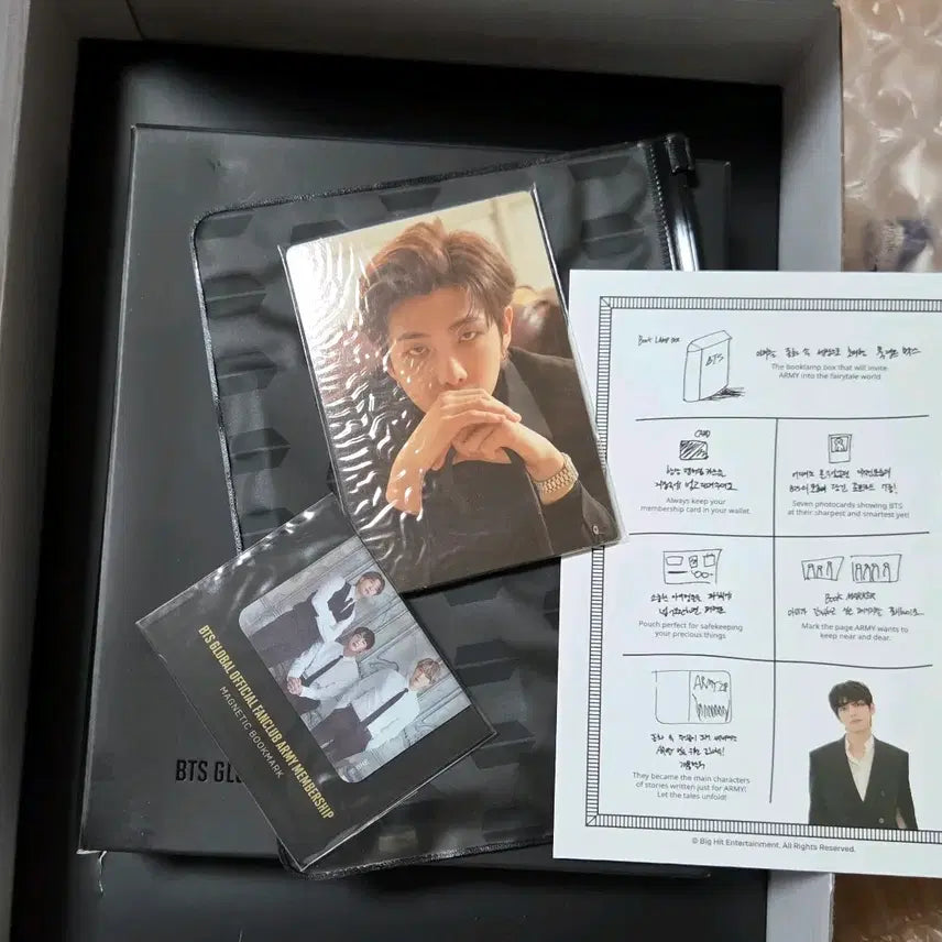 [BUNJANG] BTS ARMY ZIP Membership 7th Gen Book Lamp / 아미집 멤버쉽7기 북램프