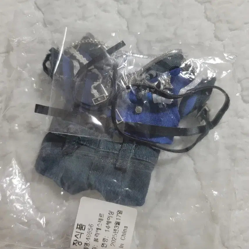 [BUNJANG] P.L.E. Live Bambi 10cm Doll Uniform (Navy) / 플레이브 10cm 인형 밤비 제복 네이비 팔아요!