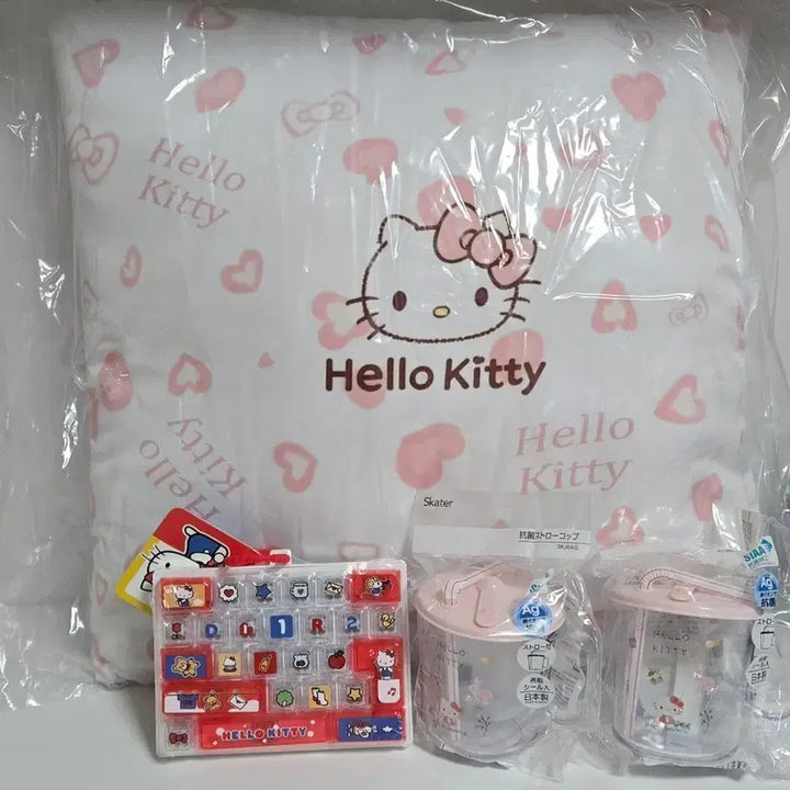 [BUNJANG] Sanrio Hello Kitty 4 Item Bundle Set / 헬로키티 제품 4종 일괄 판매