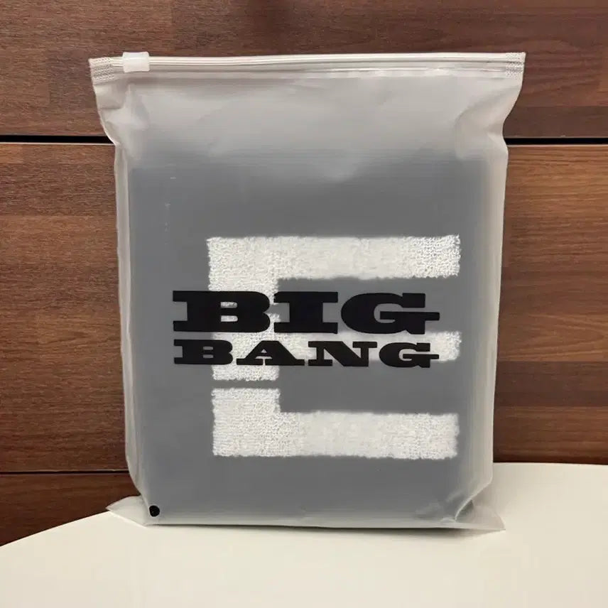 [BUNJANG] BIGBANG 20th Anniversary Media Exhibition Long Towel Slogan Piano / 빅뱅 20주년 기념 미디어 전시회 롱 타월 슬로건 피아노