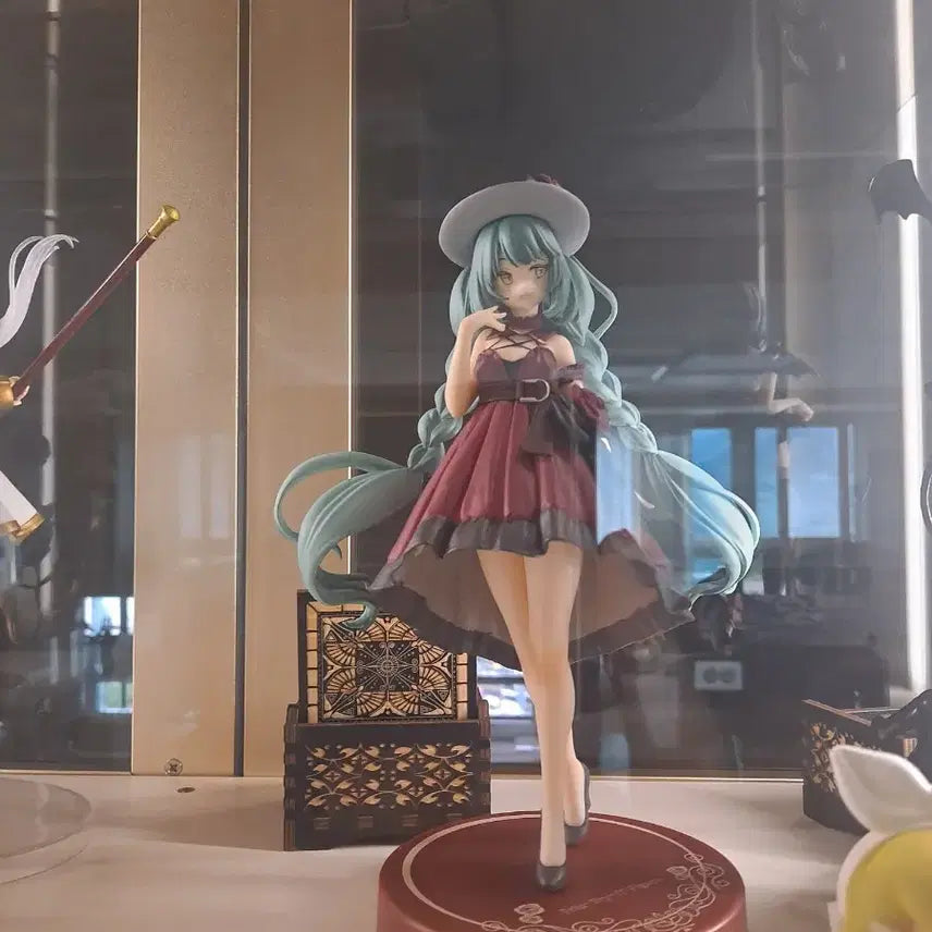 [BUNJANG] FURYU Vocaloid Hatsune Miku Red Dress Version Figure / 후류 미쿠 피규어 드레스 레드 컬러 버전