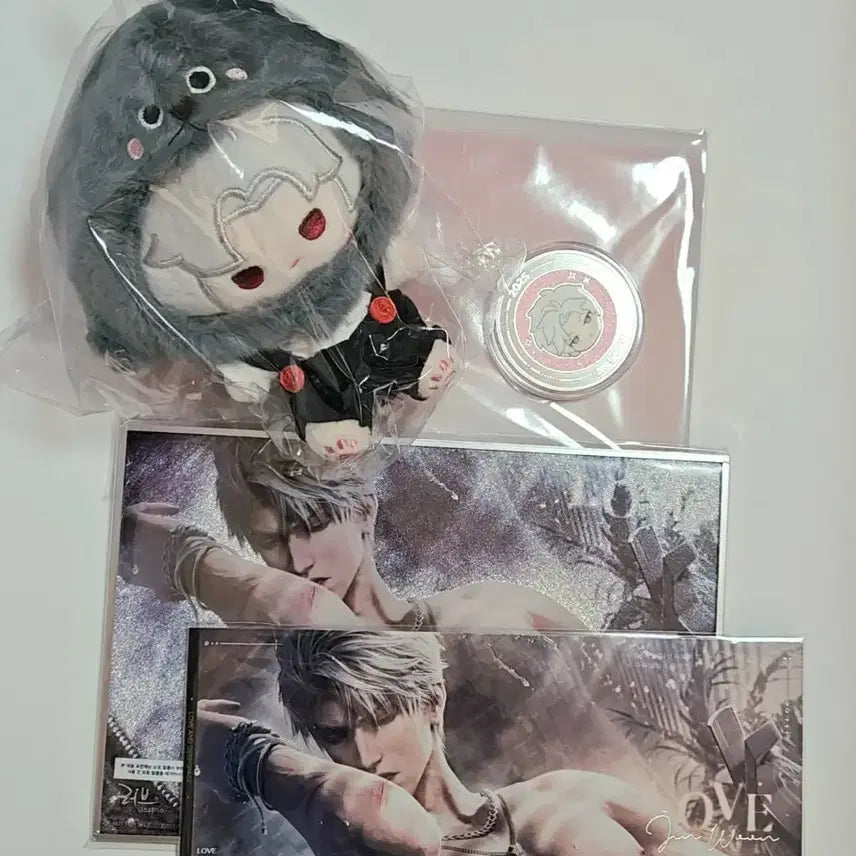 [BUNJANG] Love and Deepspace VIP Goods Korean Edition Jinwoon Plush Doll / 러브앤딥스페이스 럽딥 vip 굿즈 한국판(진운)