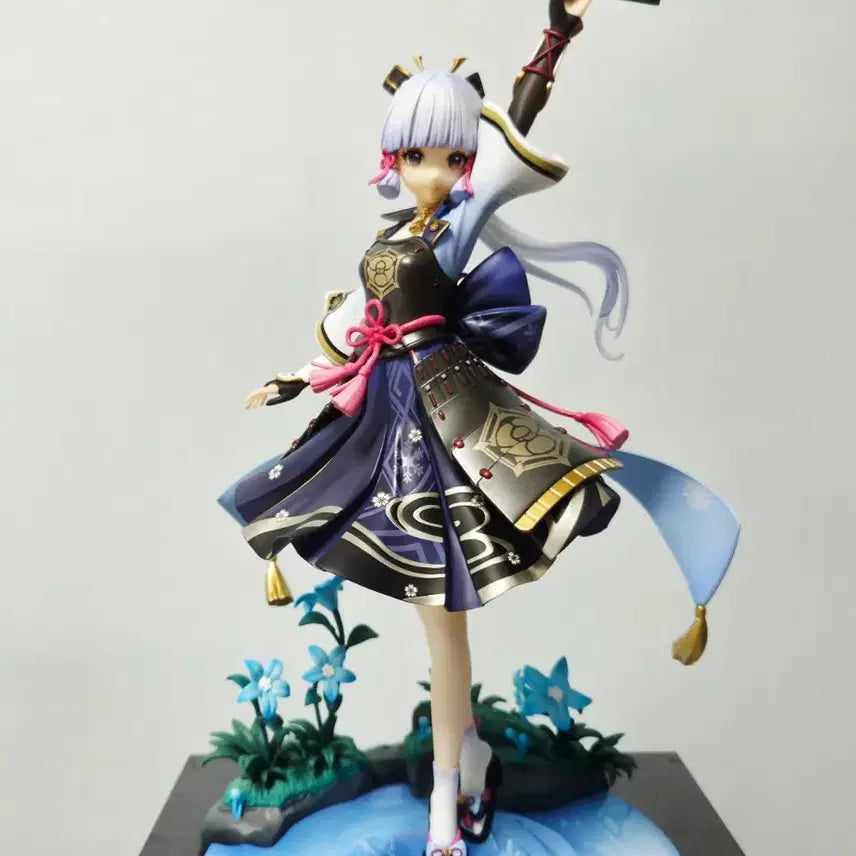 [BUNJANG] Apex Genshin Impact Kamisato Ayaka 1/7 Scale Figure with Exclusive LED Case / (택포) 원신 Apex 카미사토 아야카 1/7스케일피규어 팔아요 (전용LED케이스 포함)