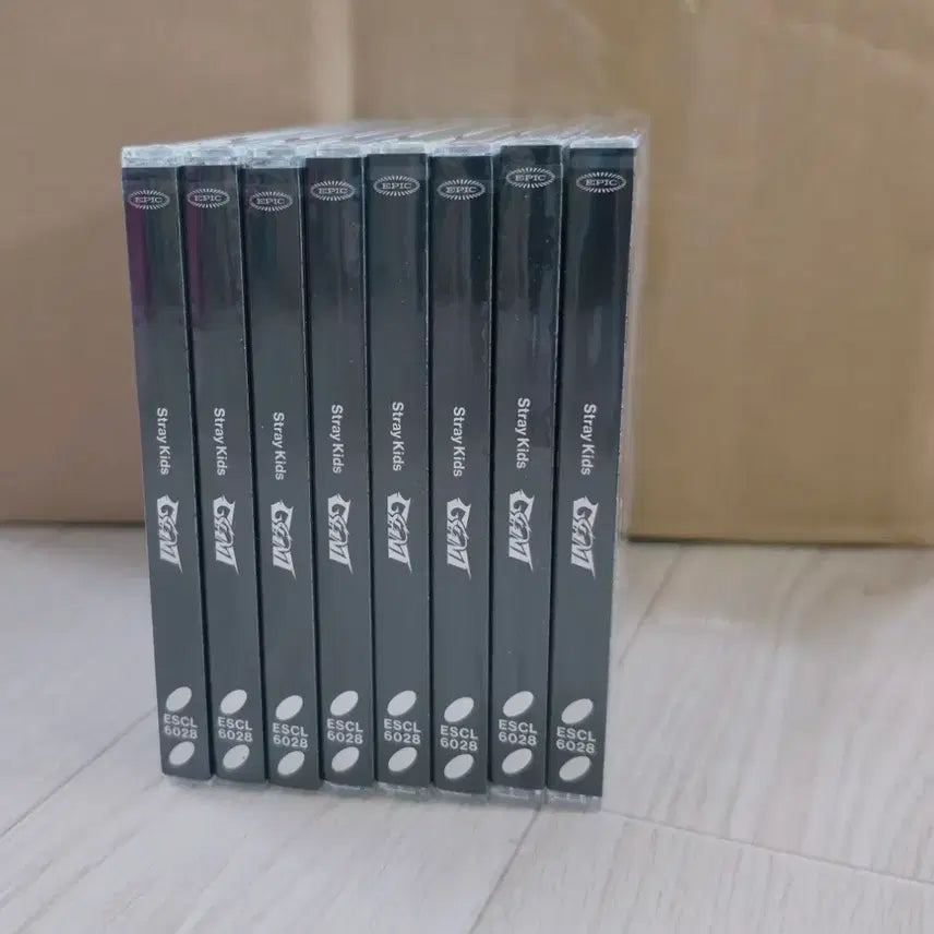 [BUNJANG] Stray Kids Giant Album Sealed Set / 스트레이키즈 Stray Kids 자이언트 앨범 미개봉 8장