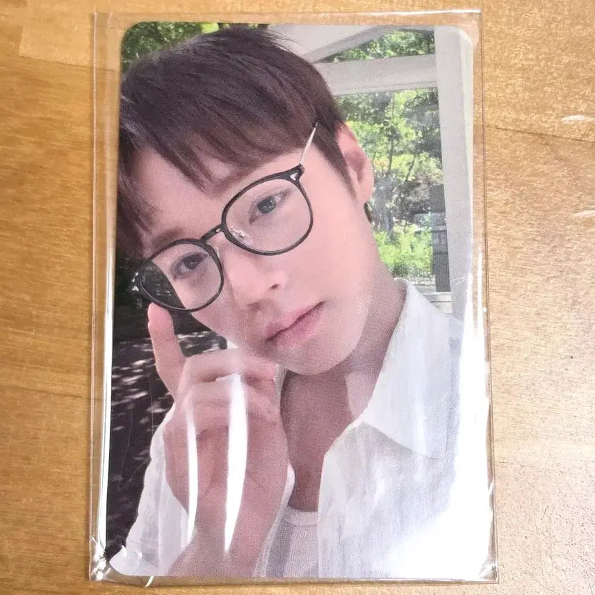 [BUNJANG] FORMENT Park Jihoon Photocard (Unsealed) / 포맨트 박지훈 안경 포카 미개봉