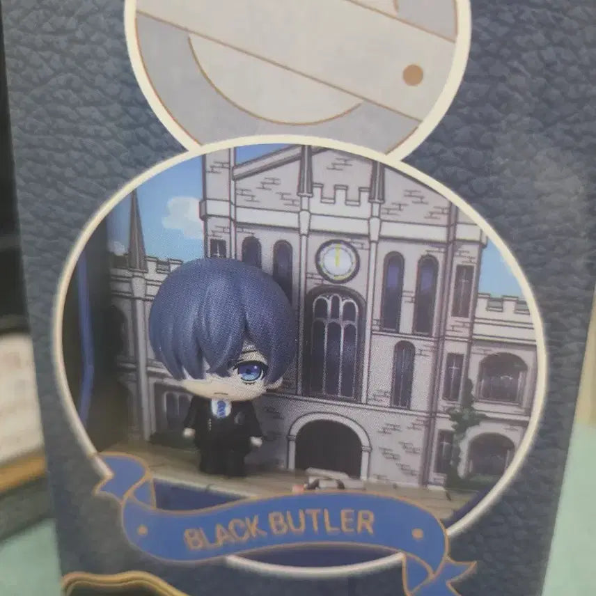 [BUNJANG] Black Butler Ciel Phantomhive Figure / 흑집사 시엘 팬텀하이브 피규어