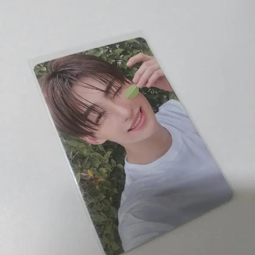[BUNJANG] TWS Jihoon 24/7 WITH:US Sparkling Blue Photocard / 투어스 지훈 24/7 WITH:US Sparkling Blue