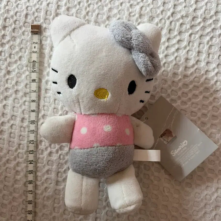 [BUNJANG] Classic Hello Kitty Doll / 고전 헬로키티 인형