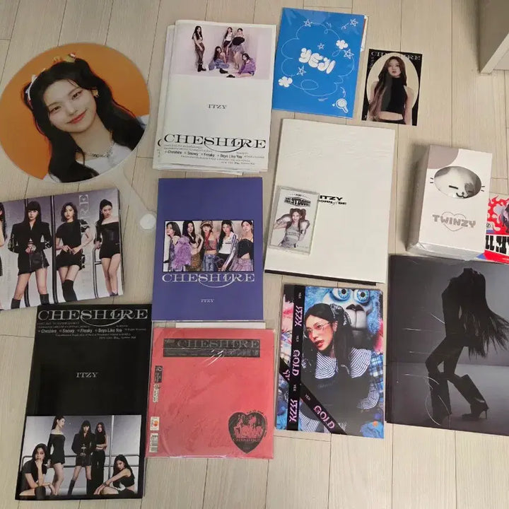 [BUNJANG] ITZY Album Goods Bundle Set / 있지 앨범 굿즈 일괄