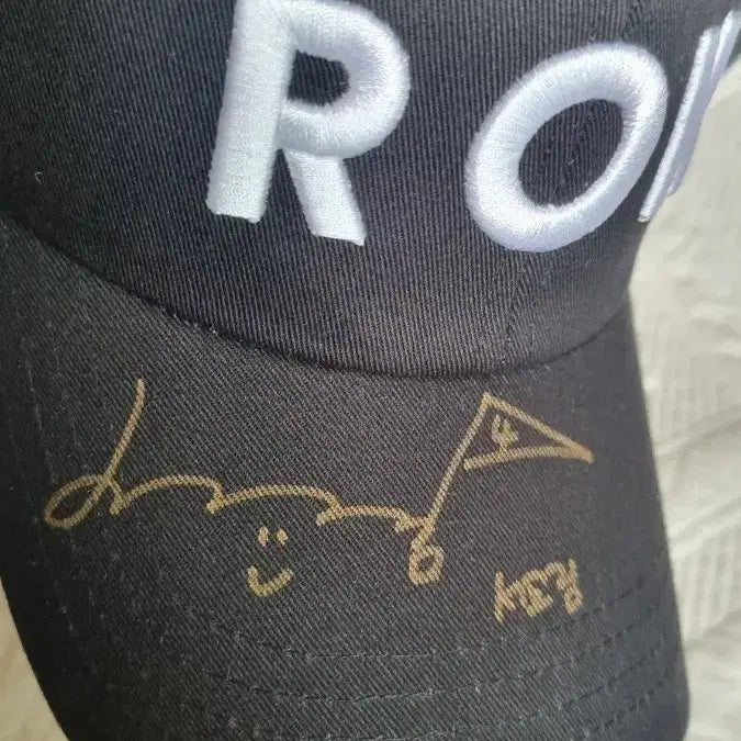 [BUNJANG] Seo Kyo-lim Autographed KLPGA Golf Cap / klpga 여자골프 서교림 프로 친필 싸인 모자