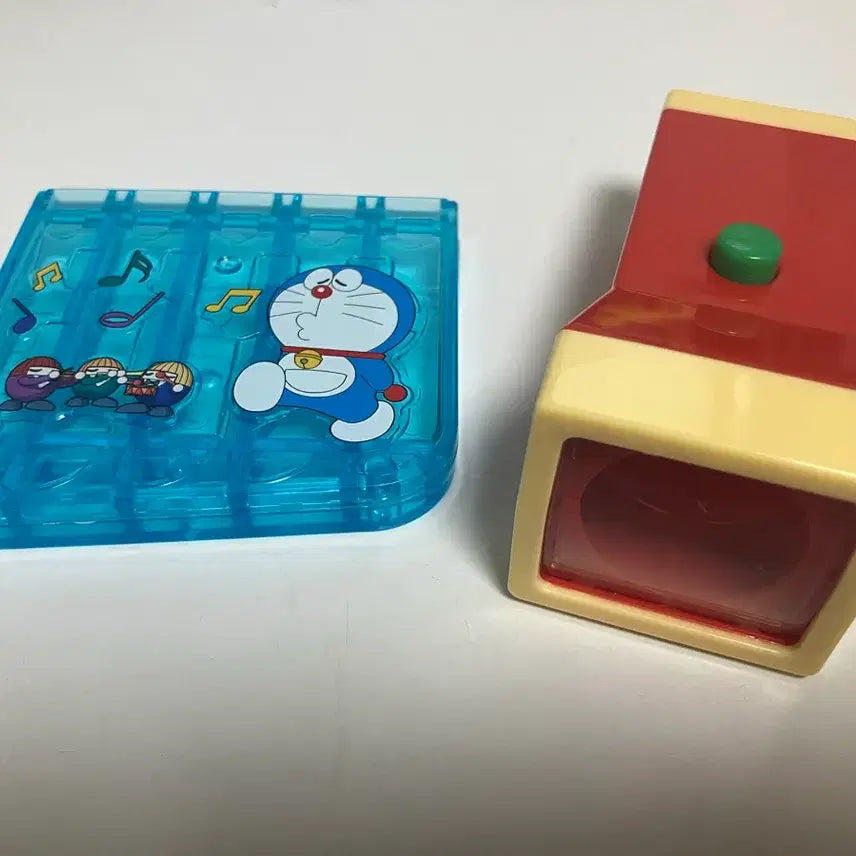 [BUNJANG] Doraemon Big Light Harmonica Happy Meal Bundle / 도라에몽 빅라이트 하모니카 해피밀 일괄판매