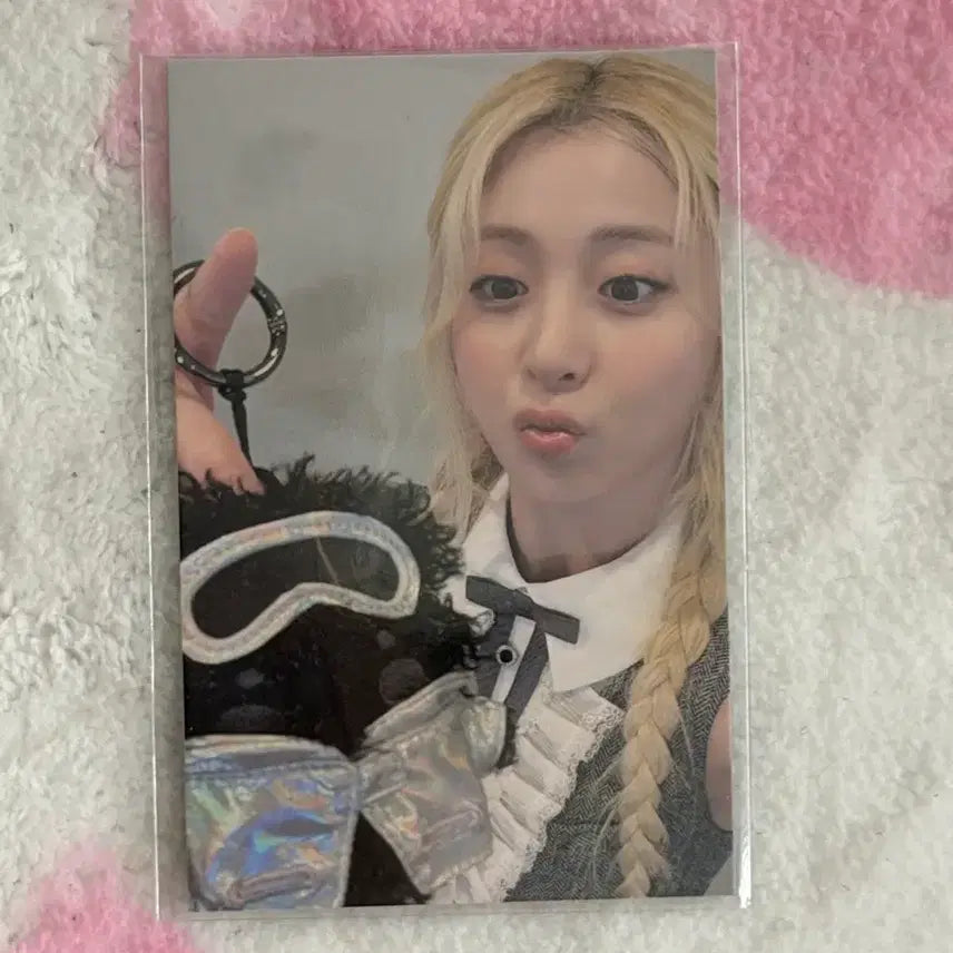 [BUNJANG] LE SSERAFIM Eunchae Photocard / 르세라핌 팝업 5만원 윤진 포토카드