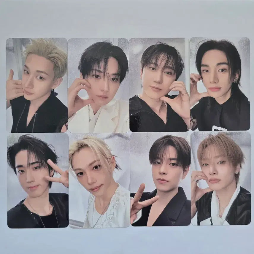 [BUNJANG] Stray Kids SKZ-REPLAY Ring Photocard Bundle Set OT8 / 스키즈 런잇 반지 특전 포카 일괄 ot8