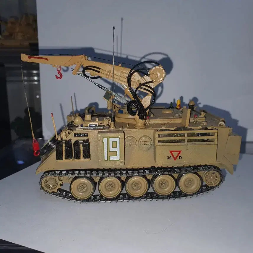 [BUNJANG] Military Tow Truck Plastic Model Kit No. 19 / 군용 견인차 프라모델 19호