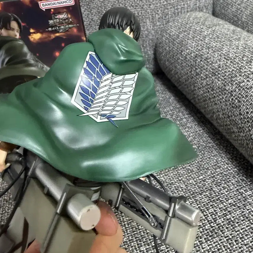 [BUNJANG] Attack on Titan Levi Beast Titan Figure / 진격의거인 짐승거인은 내가 잡는다 리바이b상