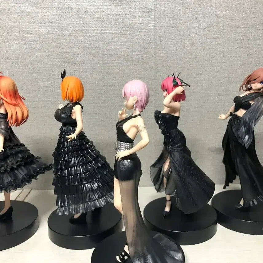 [BUNJANG] The Quintessential Quintuplets Black Dress Figure Set / 5동분의 신부 검은색드레스 피규어 세트