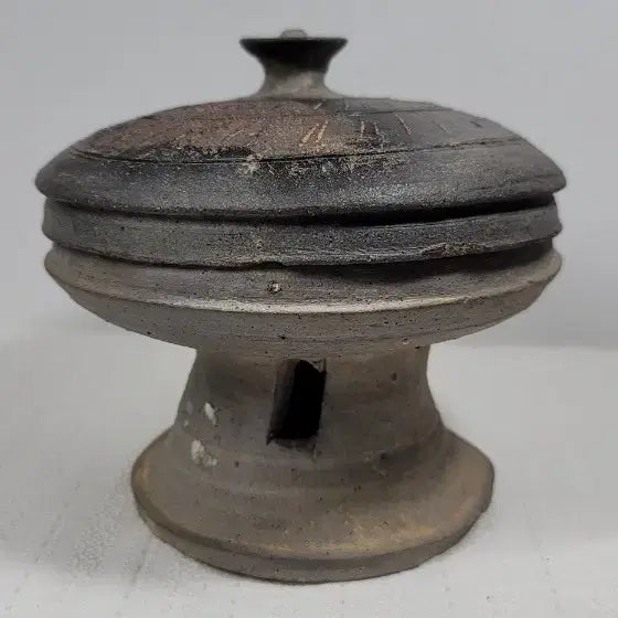 [BUNJANG] Silla Dynasty High-Footed Ritual Vessel / 신라토기.굽높은제기(진품보장)