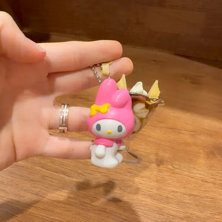 [BUNJANG] Vintage Sanrio My Melody Parfait Charm / 고전 산리오 마이멜로디 파르페 체리 바나나 초코 피규어 디저트 키링