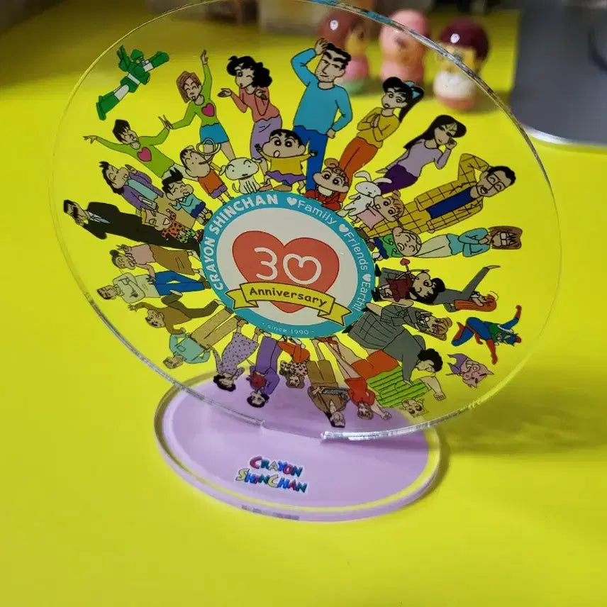 [BUNJANG] Crayon Shin-chan 30th Anniversary Limited Edition Earth Acrylic Stand / 21년도 짱구 [30주년 한정판 굿즈] 지구 아크릴 스탠드
