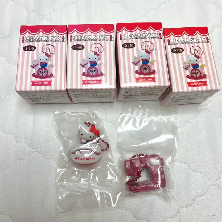 [BUNJANG] Hello Kitty Mini Figure (Telephone/Sewing Machine) / 헬로키티 미니 피규어 (전화기/재봉틀)