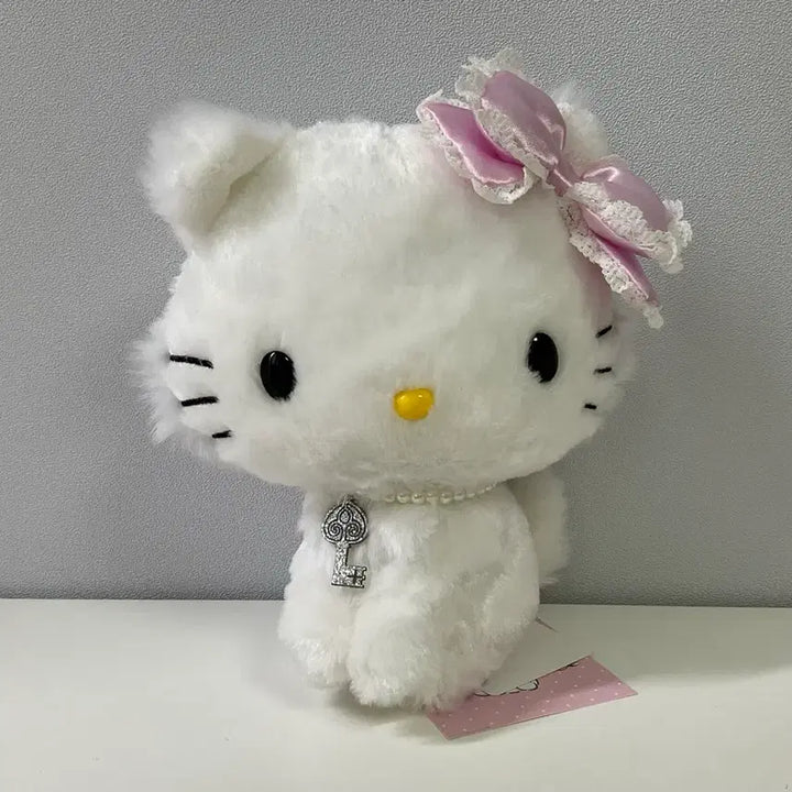 [BUNJANG] Sanrio Heisei Charm Kitty Plush / 산리오 헤이세이 챠미키티