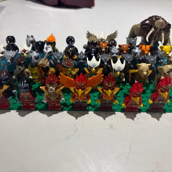 [BUNJANG] LEGO Legends of Chima Minifigure Bundle Set (48 Pieces) / 레고 키마 미니피규어 일괄