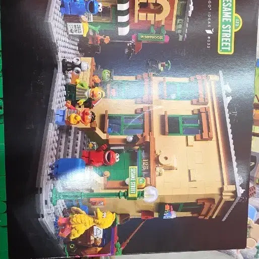 [BUNJANG] LEGO 21324 Sesame Street Building Set / 레고 시티 21324 세서미 스트리트
