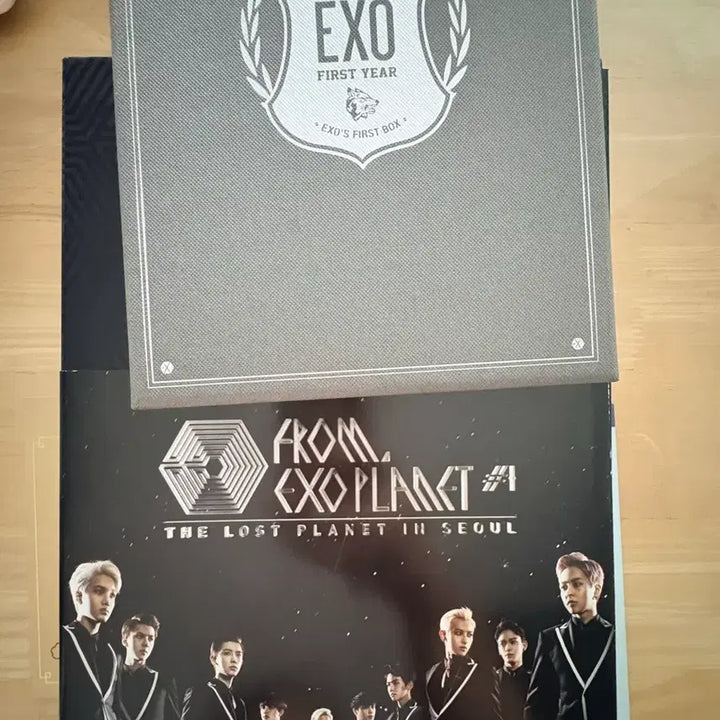 [BUNJANG] EXO The Lost Planet in Seoul DVD &amp; First Box DVD Bundle Set with EXO Mega Cup Holder / 엑소 디비디 일괄 + 엑소 메가 컵홀더 일괄