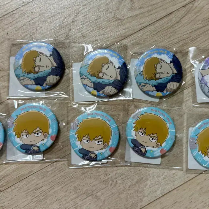 [BUNJANG] Mob Psycho 100 Reigen Standee Bundle / 새상품)DMM 스크래치 모브사이코 레이겐 쿠지 뱃지 일괄