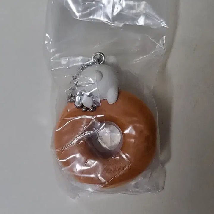 [BUNJANG] Coco Cheri Dessert Donut Gacha Figure / 코코 셰리 디저트 가챠 도넛 빵