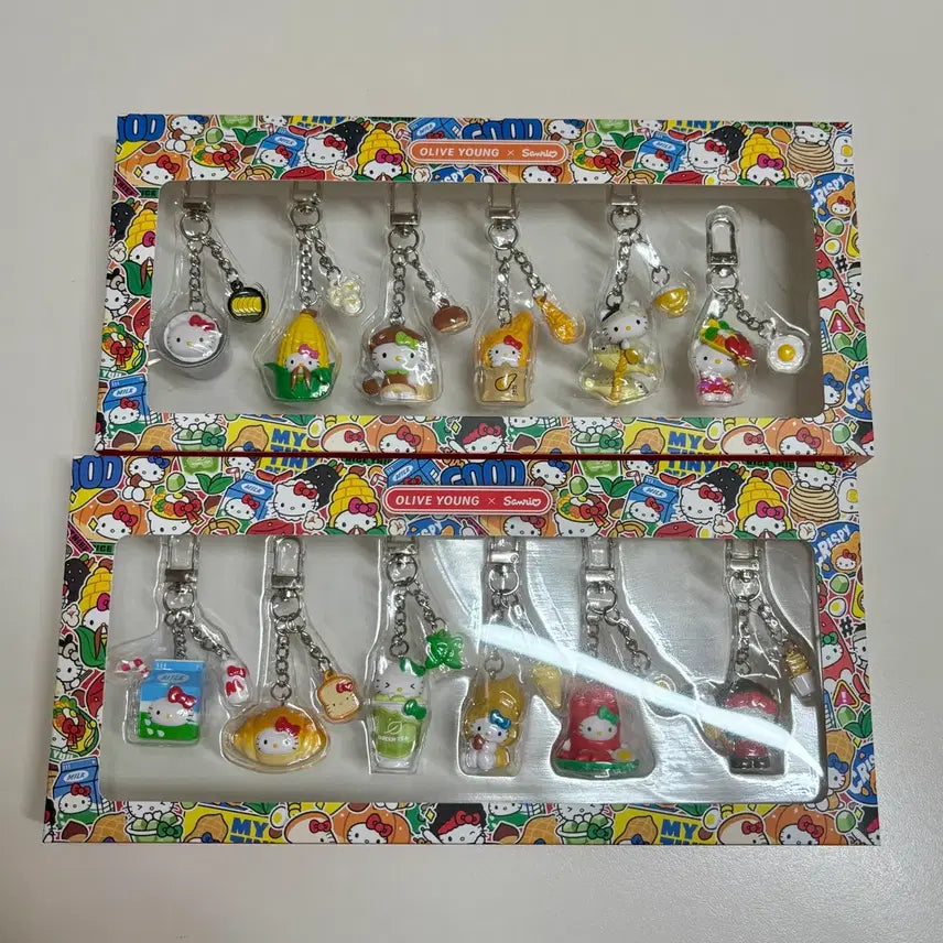 [BUNJANG] Sanrio Hello Kitty Regional Limited Olive Young Keyring Set / 산리오 헬로키티 지역한정 올리브영 키링 세트 일괄 현매물