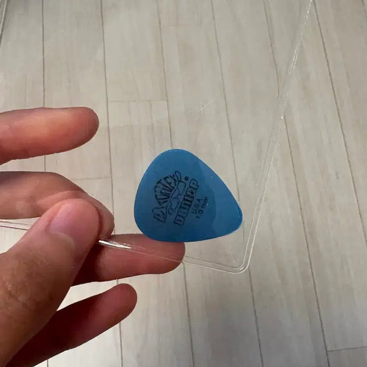 [BUNJANG] Yoon Sung Hyun (Thornapple) Used Guitar Pick / 쏜애플 윤성현 사용 피크