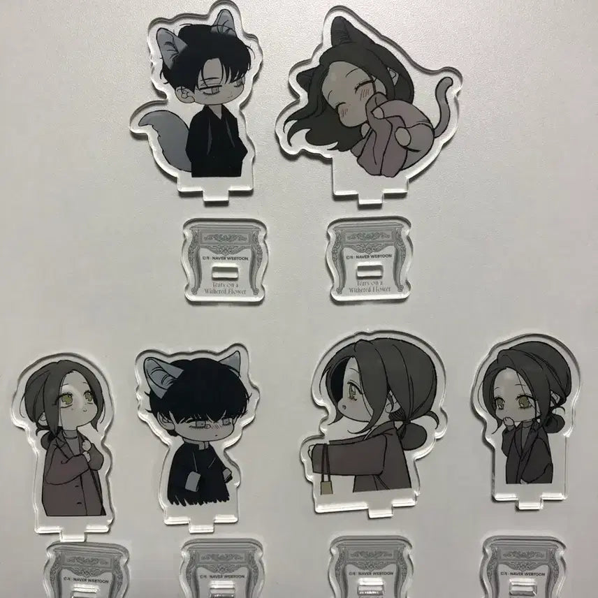 [BUNJANG] Siden Kkot-e Nunmul Mini Acrylic Stand / 시든 꽃에 눈물을 미니 스탠드 아크릴