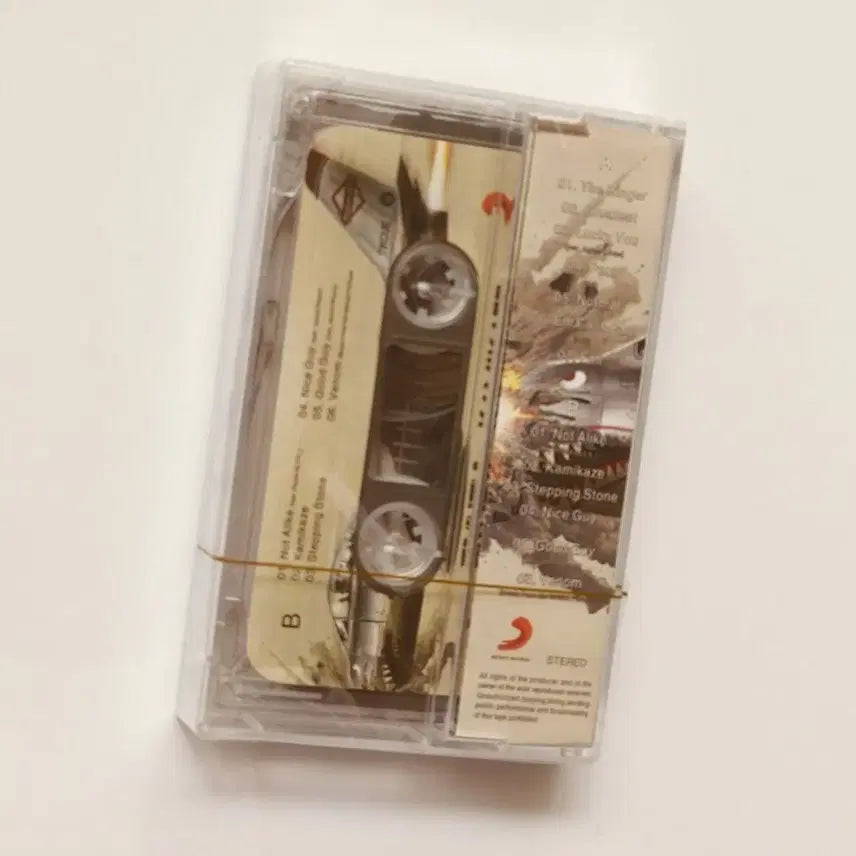[BUNJANG] Eminem Kamikaze Cassette Tape / 에미넴 KAMIKAZE 카세트 테이프