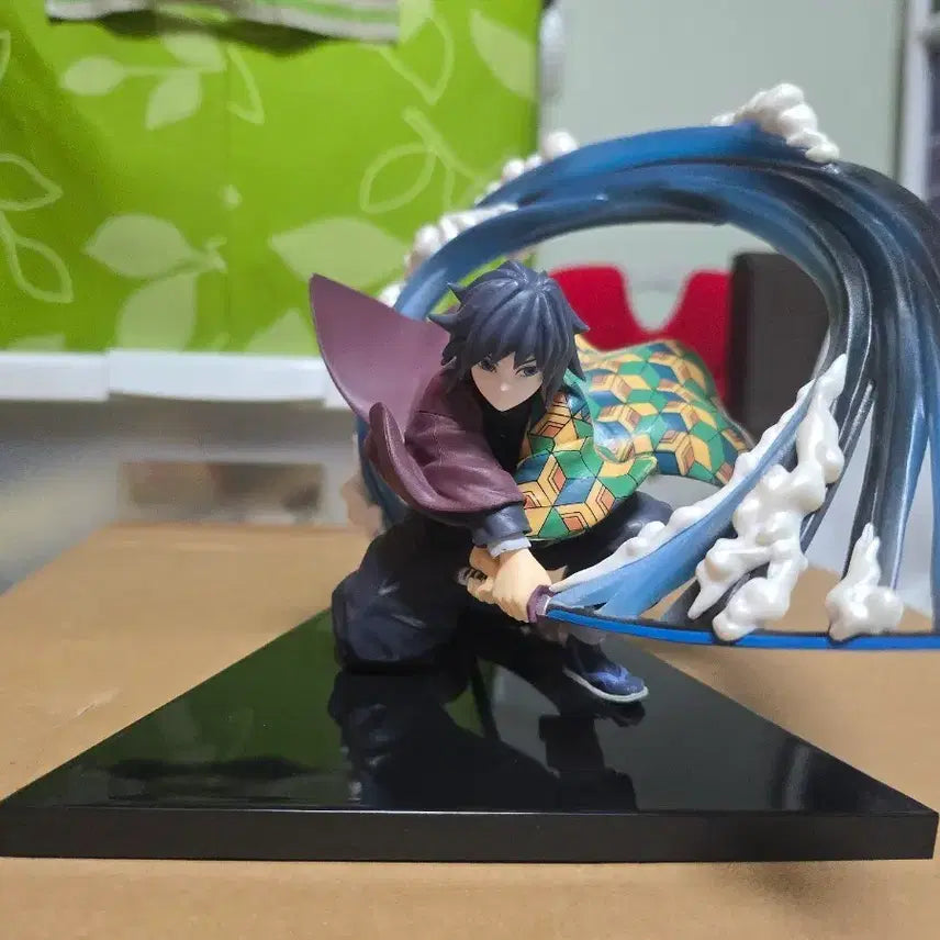 [BUNJANG] Kimetsu no Yaiba Giyu Figure Last One Prize (Opened) / 귀멸의 칼날 기유 피규어 라스트원상 개봉 전시품