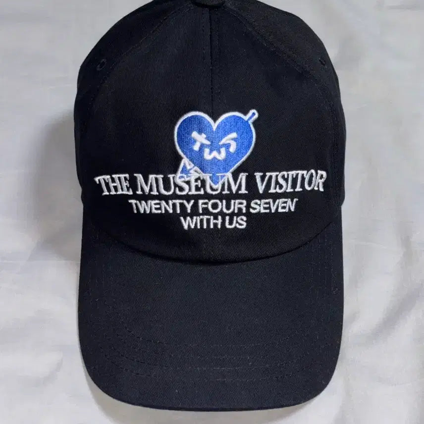 [BUNJANG] TWS The Museum Visitor Collaboration Limited Edition Cap / 투어스 한정판 모자 더뮤지엄비지터 콜라보
