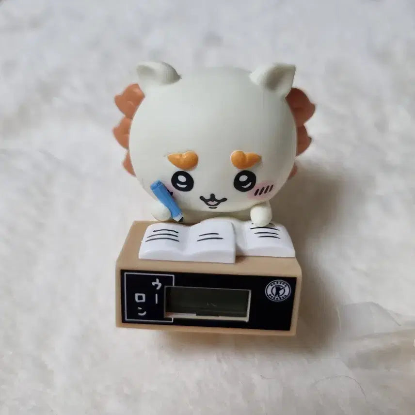 [BUNJANG] Chiikawa Monjakui Figure 4 Type Set (Clock, Speech Bubble, Swing, Four-Cut Frame Gacha) / 일괄) 치이카와 먼작귀 시사 4종 세트 (시계, 말풍선, 그네, 네컷프레임 가챠)