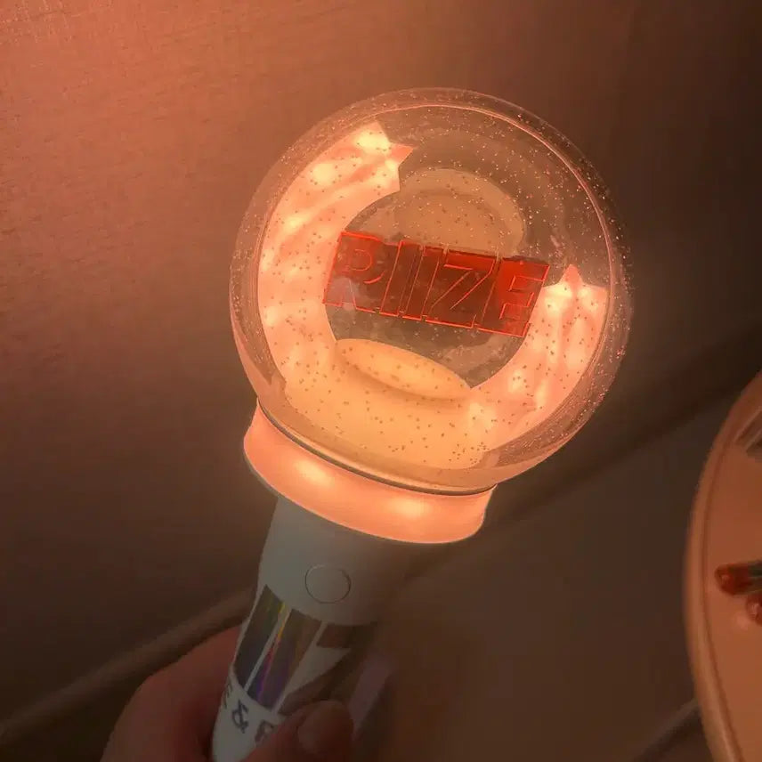 [BUNJANG] RIIZE Official Lightstick + Ddeongbyeong Cape Set / 라이즈 응원봉 + 똘병 케이프