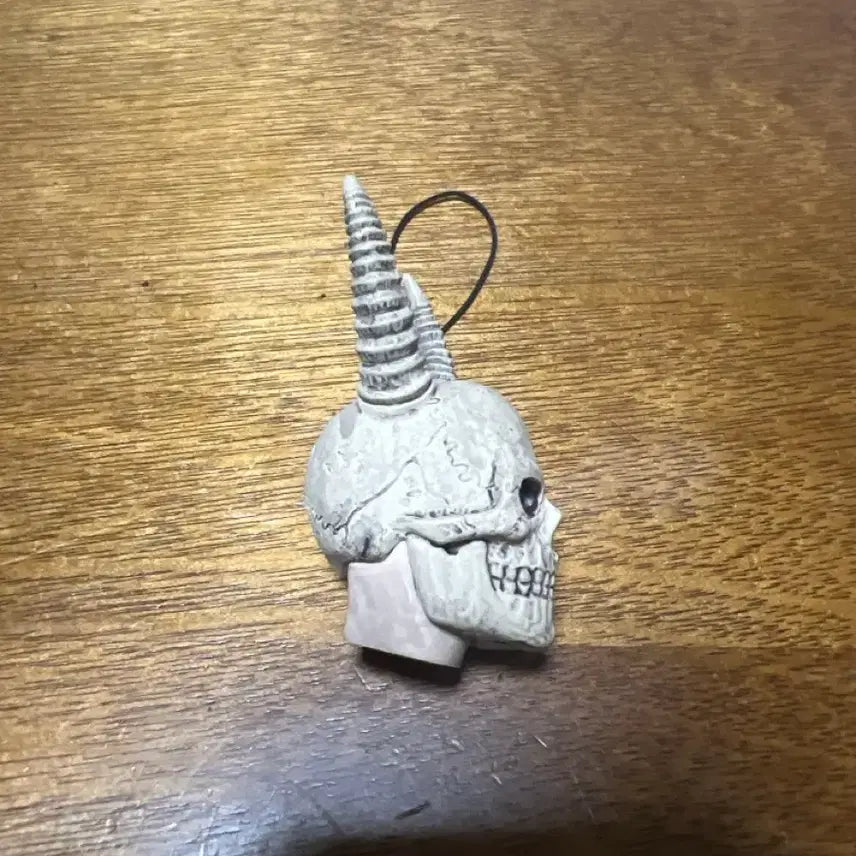 [BUNJANG] Dorohedoro Ebisu Mascot Keychain / 도로헤도로 에비스 마스코트 키링