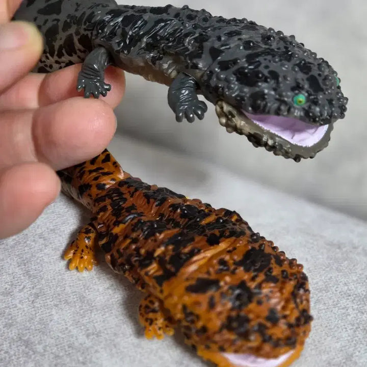 [BUNJANG] Giant Salamander Figure / 장수도롱룡 피규어