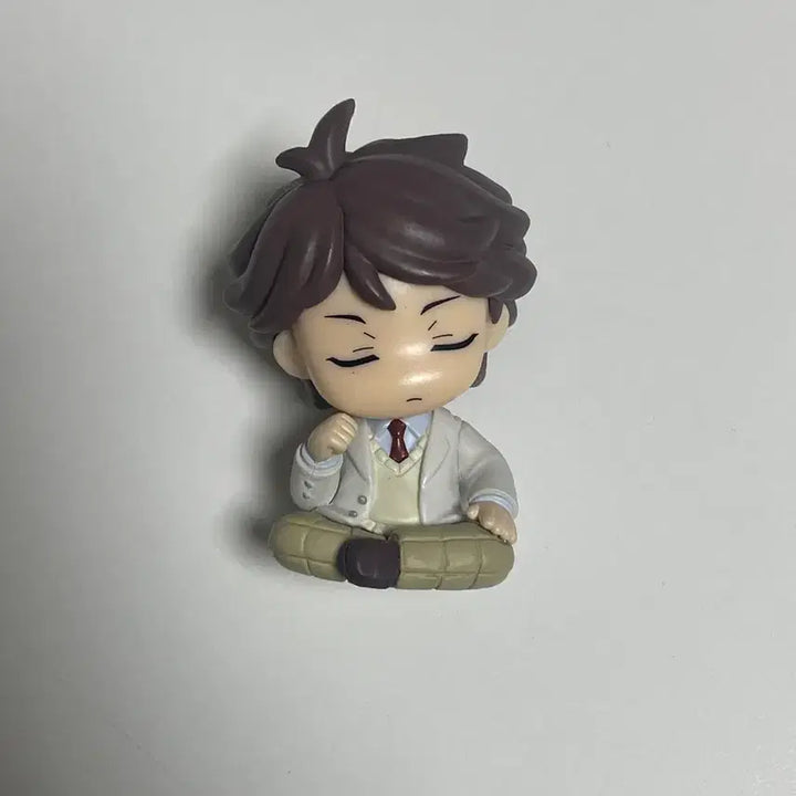 [BUNJANG] Haikyuu!! Oikawa Toru Shoulder Knock Gacha Figure (Uniform) / 하이큐 오이카와 어깨쿵 가챠 피규어 교복