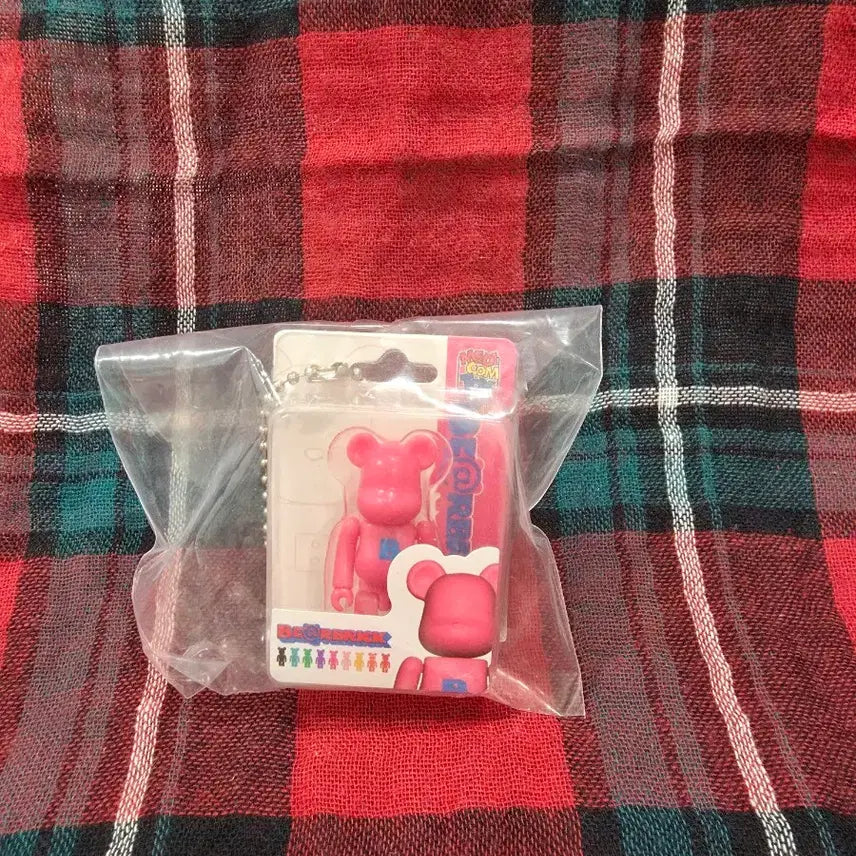 [BUNJANG] Bearbrick Miniature Gacha Pink / 베어브릭 미니어처 가챠 핑크
