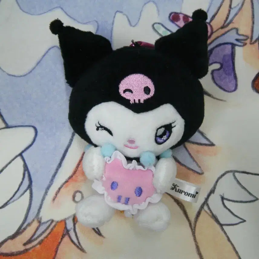 [BUNJANG] Winking Kuromi Stretch Reel Keychain Plush Doll / 윙크 쿠로미 릴 키링 인형 누이