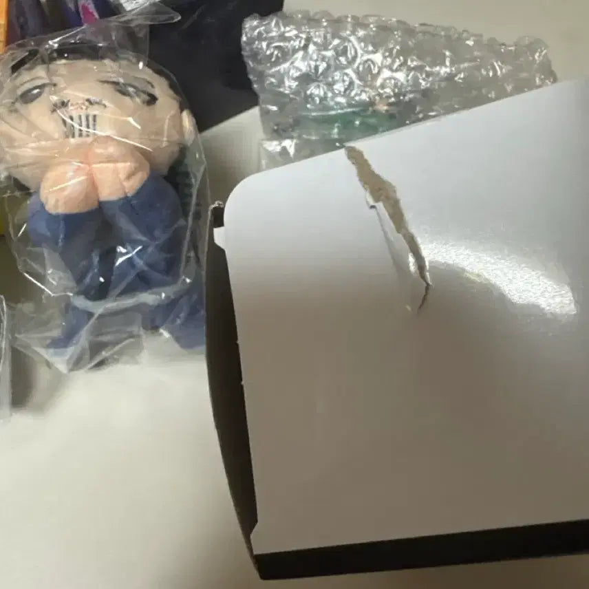 [BUNJANG] Hunter x Hunter Bundle Set Leorio Nobunaga Hug Character Desktop Figures (Sealed) / 헌터헌터 일괄 허그캬라 데스크탑 레오리오 노부나가 미개봉 판매