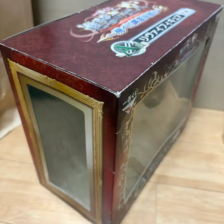 [BUNJANG] Attack on Titan Levi Sitting Statue (Opened) / (개봉품) 진격의 거인 A상 리바이 좌상